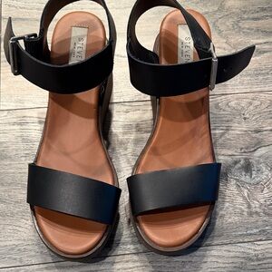 Steve Madden Black and Tan Women's Sandals